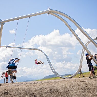 Genieße Spiel und Spaß mit Blick auf die Berge der Region Hochkönig. | © Hochkönig Tourismus GmbH