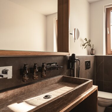 Bathroom in the apartment in Sunnsait | © Karin Pasterer