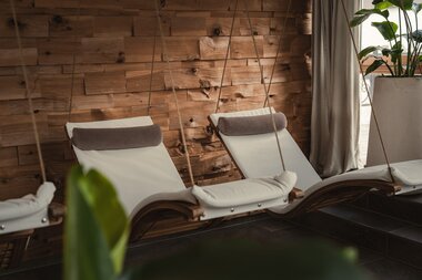 Liegen im Sunnsait Spa | © Karin Pasterer
