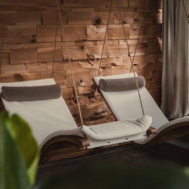 Liegen im Sunnsait Spa | © Karin Pasterer