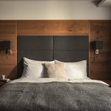 Bedroom in the apartment in Sunnsait | © Karin Pasterer